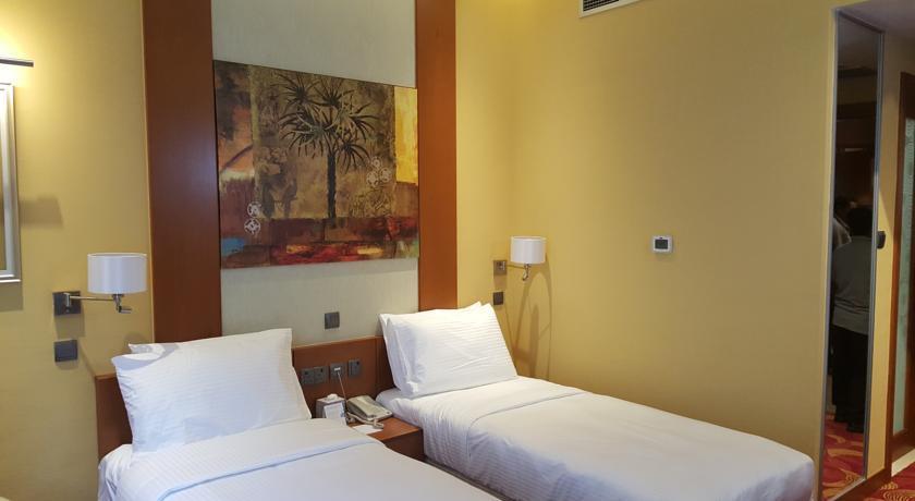 City Seasons Towers Hotel Bur דובאי מראה חיצוני תמונה